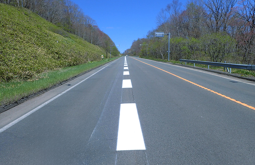 道路から橋まで。インフラ、設備のメンテナンス。2